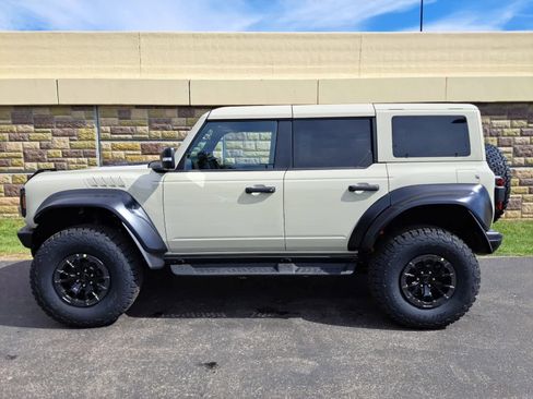 New 2025 Ford Bronco Raptor image 7