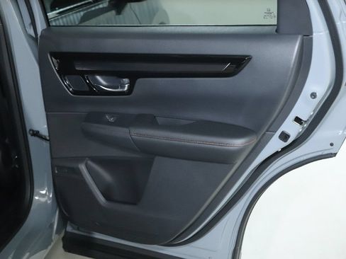 Used 2025 Honda CR-V Sport Touring image 32