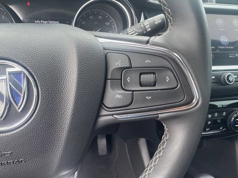 Used 2022 Buick Encore GX Select w/ Sport Touring Package FWD image 14