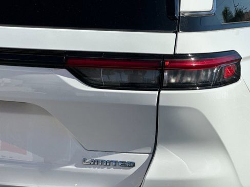 Used 2023 Jeep Grand Cherokee Limited w/ Trailer Tow Prep Group (B) image 25