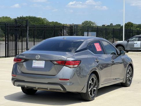 Used 2024 Nissan Sentra SV FWD image 4