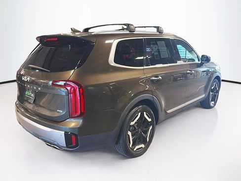 Used 2025 Kia Telluride S AWD/4WD image 9