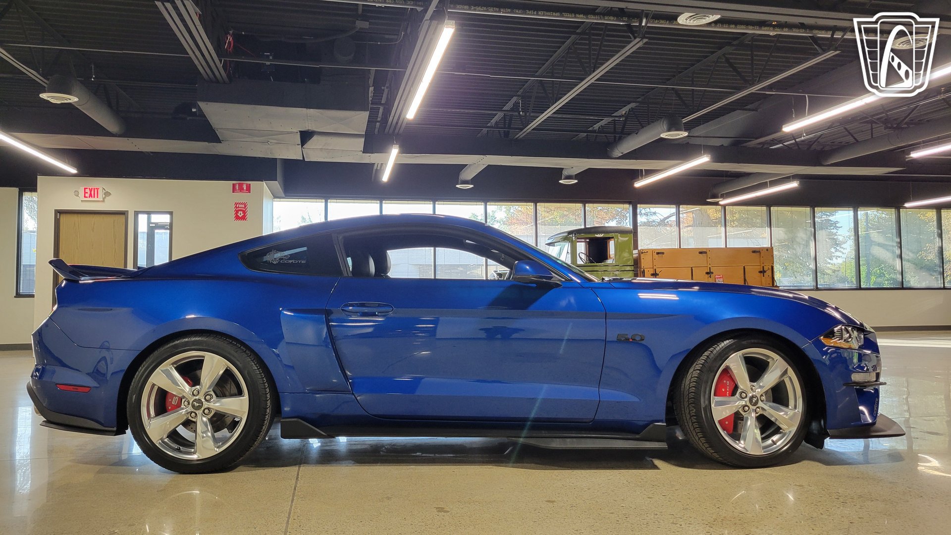 Used 2018 Ford Mustang GT Premium RWD image 33