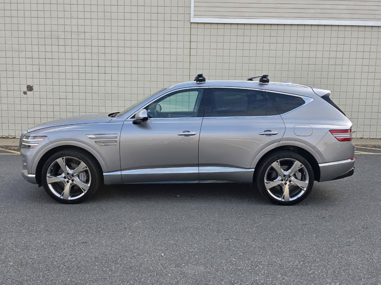Used 2023 Genesis GV80 2.5T w/ Prestige Package AWD/4WD image 4