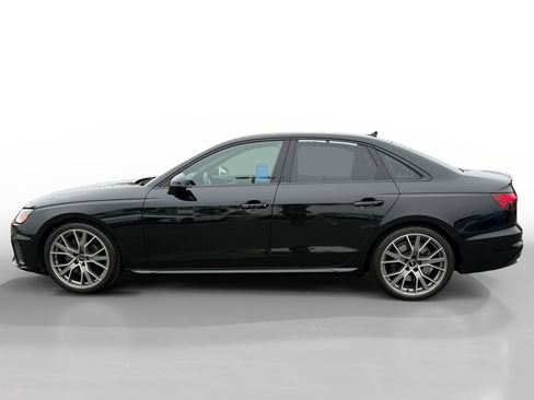 Used 2022 Audi S4 Premium Plus w/ Premium Plus Package image 2
