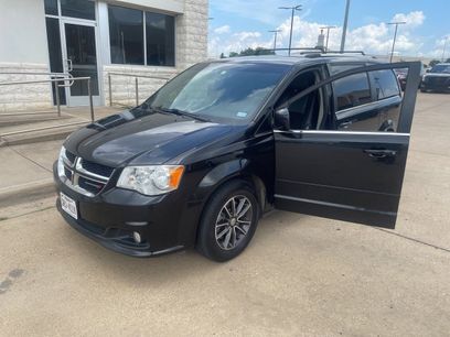 Used 2017 Dodge Grand Caravan SXT