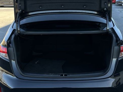 Used 2023 Toyota Corolla SE image 31