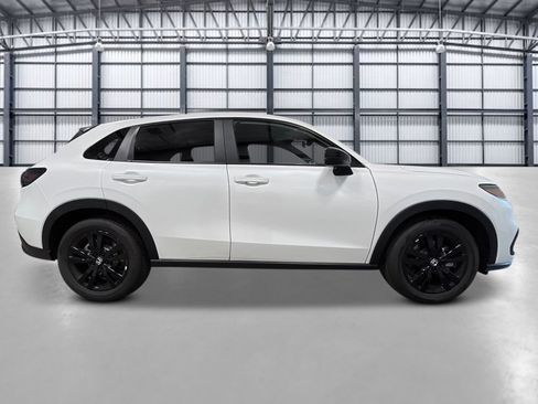 New 2027 Honda HR-V Sport image 8