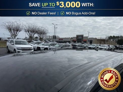 Used 2023 Mitsubishi Outlander SE image 13