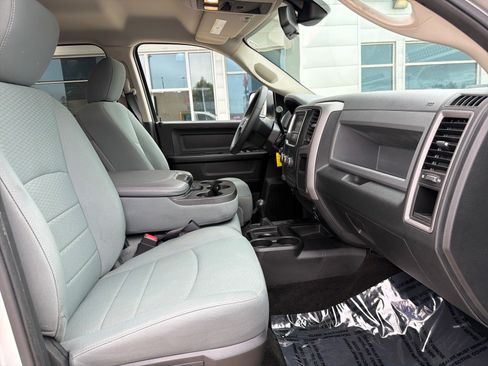 Used 2016 RAM 2500 Tradesman w/ Chrome Appearance Group AWD/4WD image 22