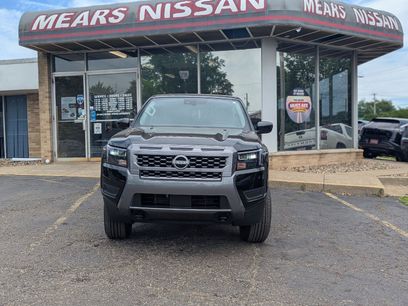 New 2026 Nissan Frontier SV w/ Tow Package