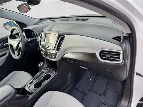 Used 2020 Chevrolet Equinox LT image 20