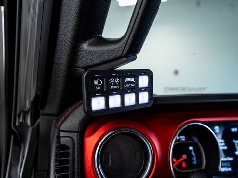 Used 2021 Jeep Gladiator Rubicon image 34