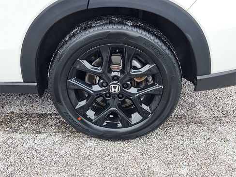 Certified 2024 Honda HR-V Sport image 8