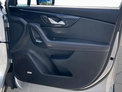 Used 2022 Chevrolet Blazer RS w/ Enhanced Convenience Package FWD image 22