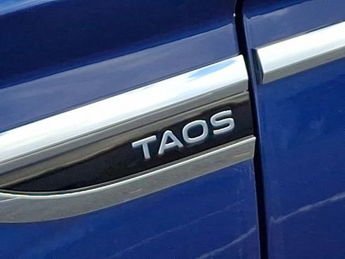 Used 2024 Volkswagen Taos S w/ MDO Package image 5