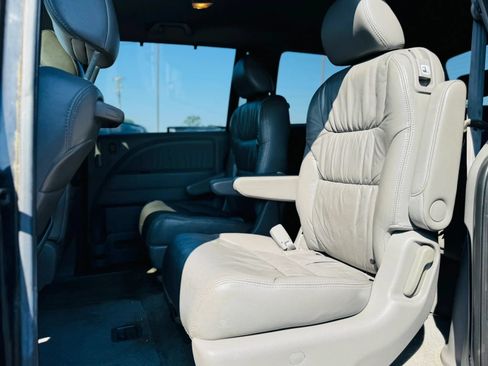 Used 2010 Honda Odyssey EX-L image 22