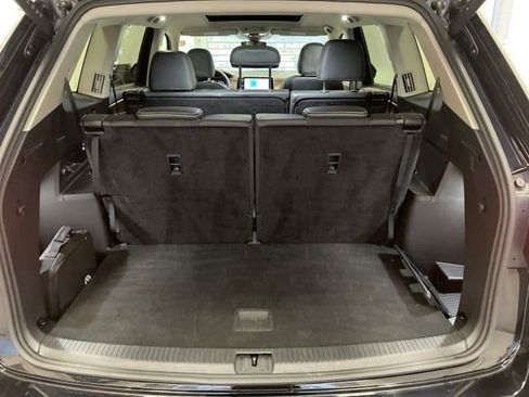 Certified 2025 Volkswagen Atlas SE image 10