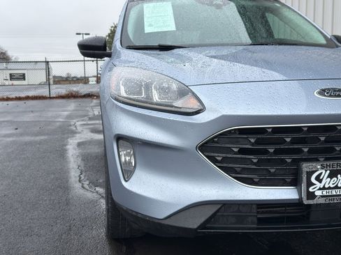 Used 2022 Ford Escape SEL w/ SEL Stealth AWD Package image 3