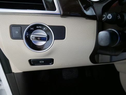 Used 2018 Mercedes-Benz GLS 450 4MATIC image 26