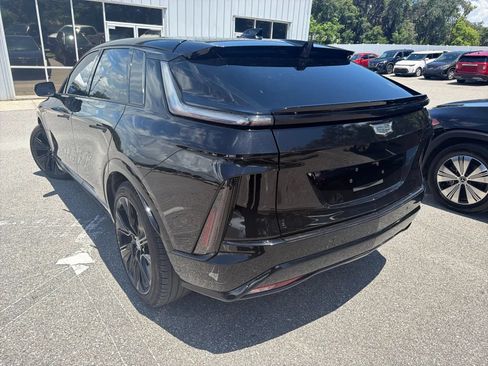 Used 2024 Cadillac Lyriq Tech RWD image 9