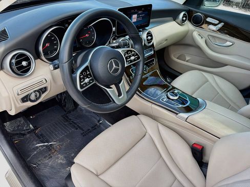 Used 2019 Mercedes-Benz C 300 Sedan image 25