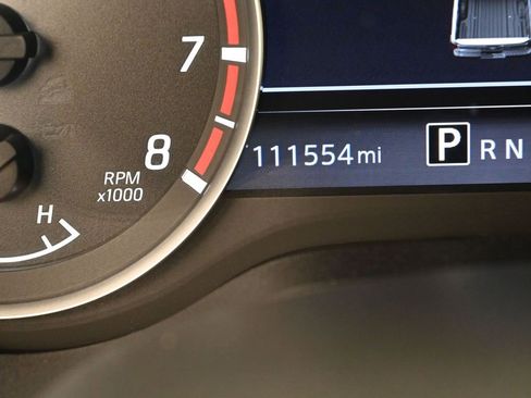 Used 2020 Nissan Titan Platinum Reserve image 23