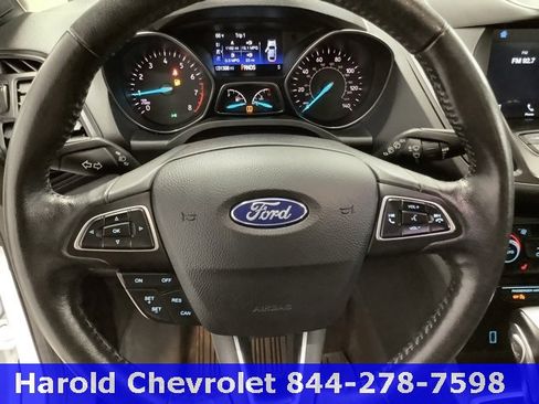 Used 2019 Ford Escape SEL w/ Sun & Style Package image 16