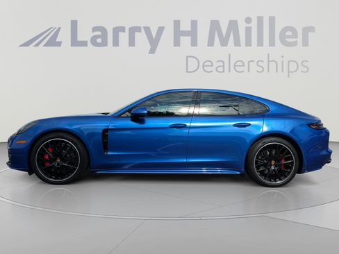 Used 2019 Porsche Panamera GTS AWD/4WD image 2