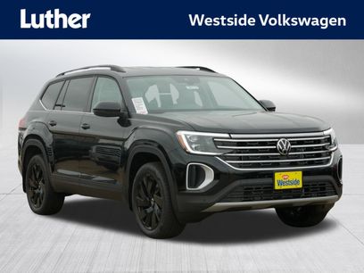 New 2026 Volkswagen Atlas SE