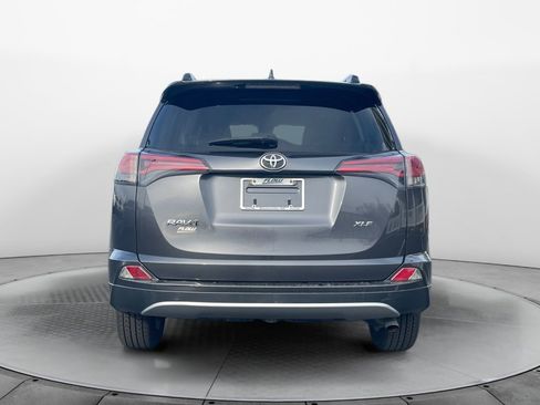 Used 2018 Toyota RAV4 XLE image 6