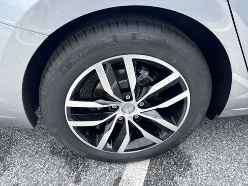 New 2025 Volkswagen Jetta SE image 7