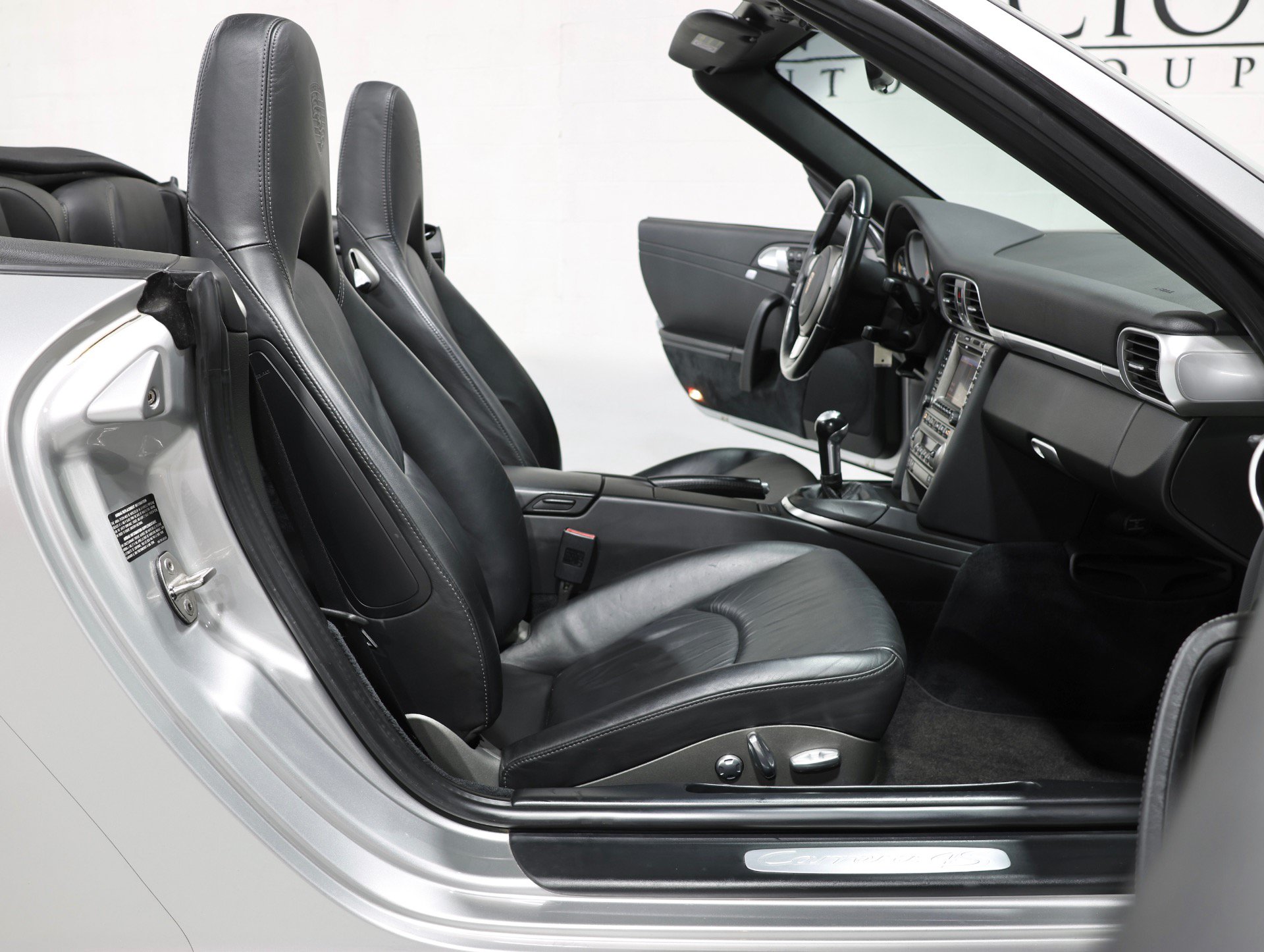 Used 2007 Porsche 911 Cabriolet image 64