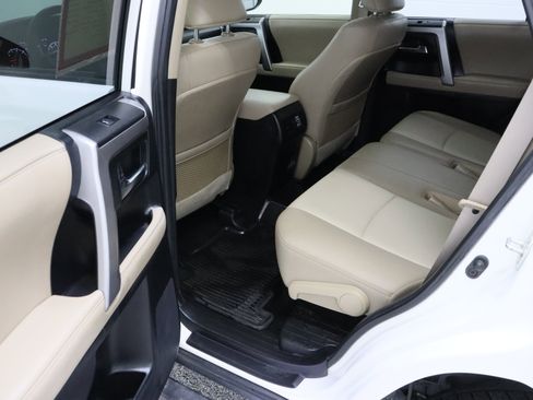 Used 2023 Toyota 4Runner SR5 Premium w/ Moonroof Package image 30