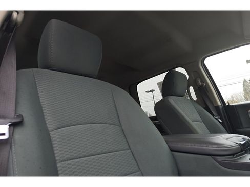 Used 2015 RAM 1500 Classic SLT image 18