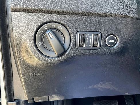 Used 2023 Dodge Charger SXT image 22