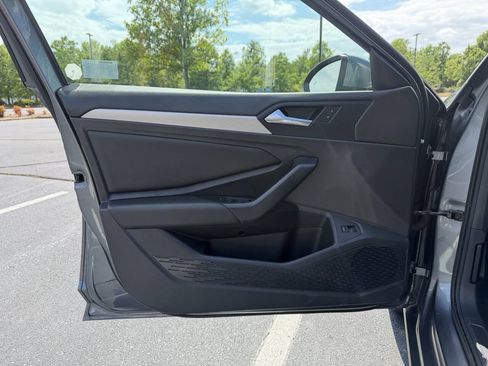 Used 2019 Volkswagen Jetta S w/ Driver Assistance Package FWD image 11