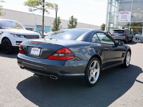 Used 2011 Mercedes-Benz SL 550 image 14