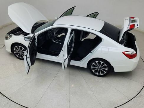 Used 2015 Honda Accord Sport image 81