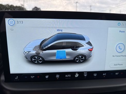 Used 2025 Ford Escape SE image 28