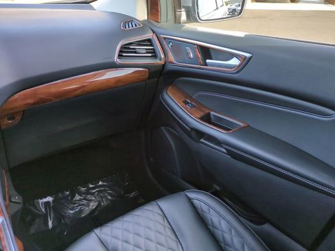 Used 2024 Ford Edge Titanium w/ Equipment Group 301A image 16