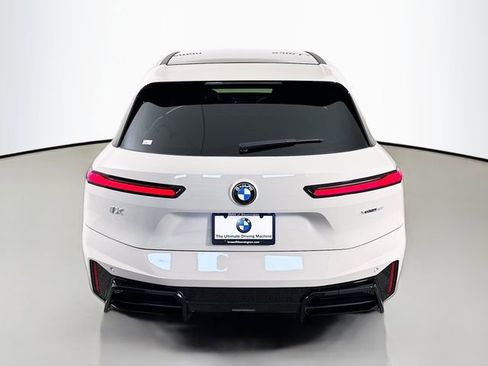 New 2026 BMW iX xDrive60 w/ M Sport Package image 6