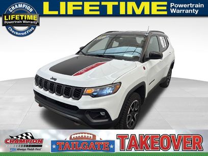 Used 2025 Jeep Compass Trailhawk