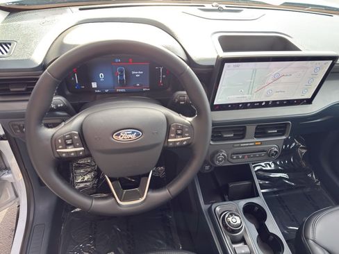 New 2026 Ford Maverick Lariat w/ Black Appearance Package image 19