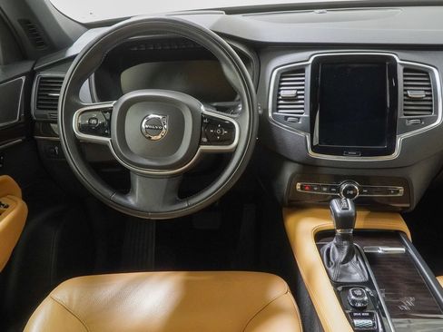 Used 2019 Volvo XC90 T6 Momentum w/ Advanced Package AWD/4WD image 25