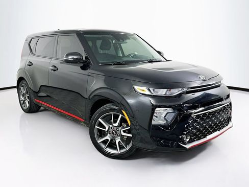 Used 2020 Kia Soul GT-Line FWD image 2