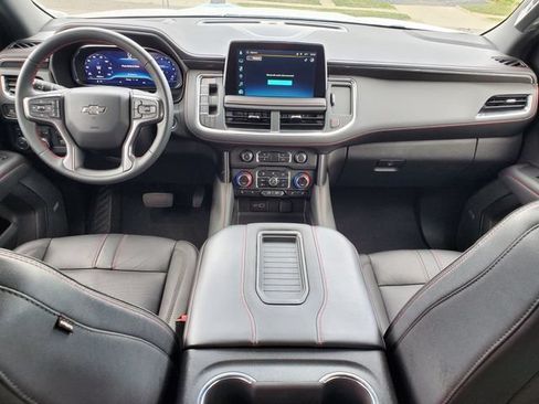 Certified 2024 Chevrolet Suburban RST w/ Luxury Package AWD/4WD image 17