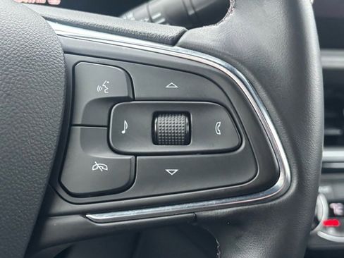 Certified 2024 Buick Envista Sport Touring w/ Convenience I Package image 19