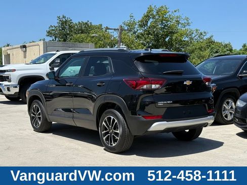 Used 2026 Chevrolet TrailBlazer LT AWD/4WD image 5