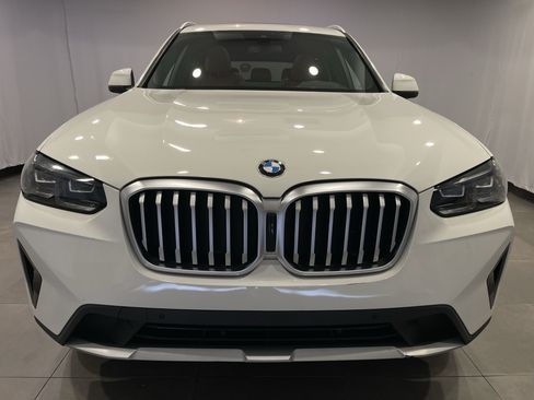Used 2022 BMW X3 xDrive30i w/ Premium Package 2 AWD/4WD image 2
